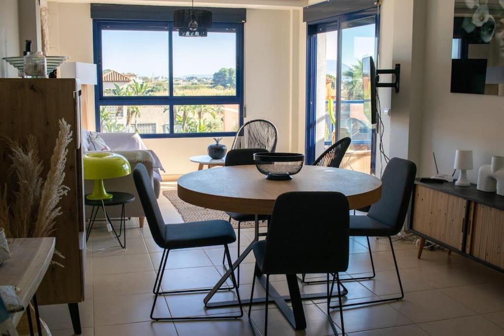 Coqueto Apartamento Con Vistas Al Mar Дения Экстерьер фото